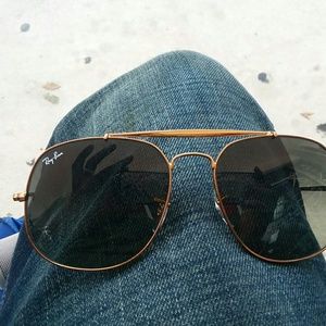 Ray-ban sunglasses brand new